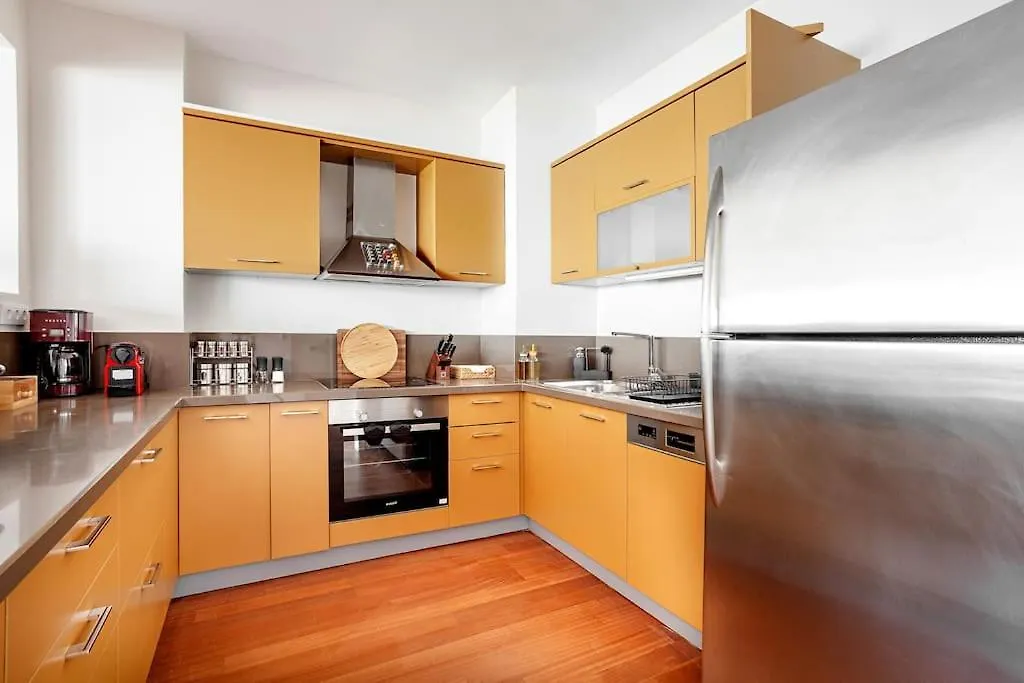 Signature Luxury Apartment At Galataport / Emre 11 Istanbul