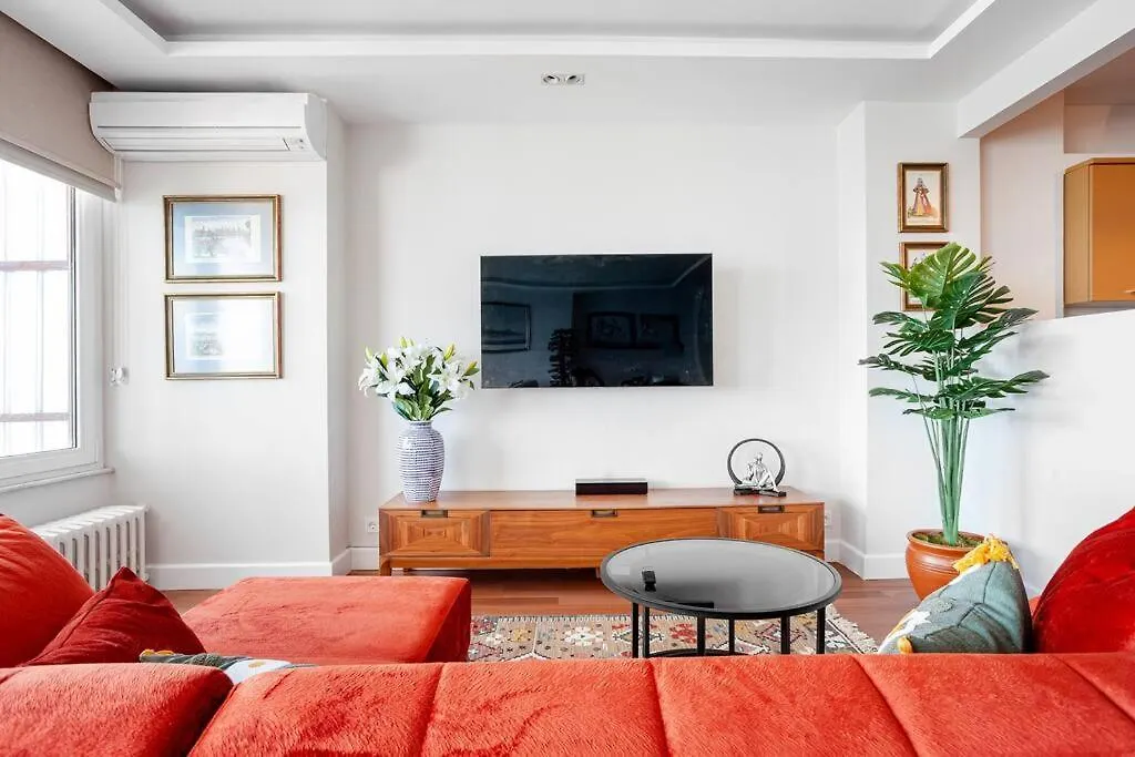 Signature Luxury Apartment At Galataport / Emre 11 location