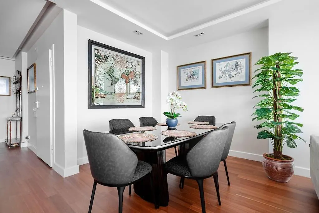 Signature Luxury Apartment At Galataport / Emre 11 Стамбул