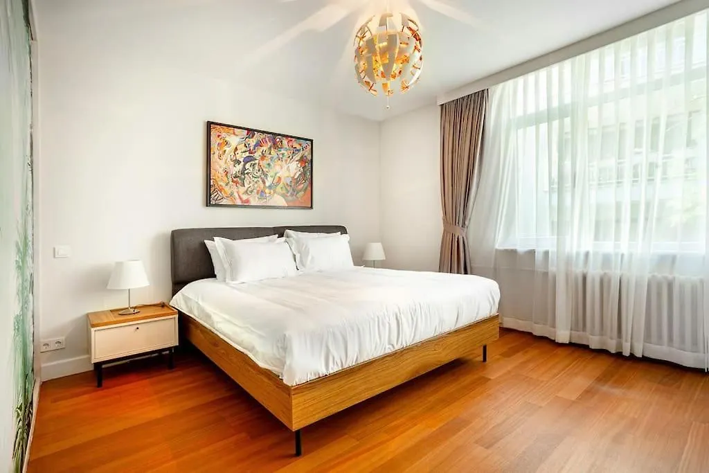 Signature Luxury Apartment At Galataport / Emre 11 Стамбул