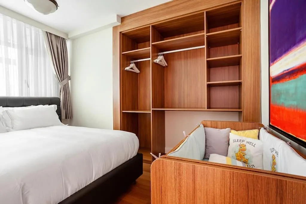 Signature Luxury Apartment At Galataport / Emre 11 Стамбул